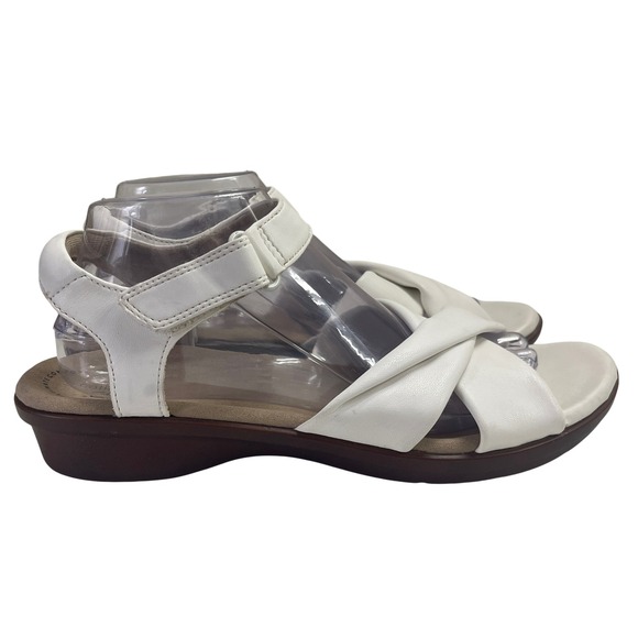 Clarks Shoes - Clarks Sandals Womens 10 Loomis Chloe White Strappy Wedge Comfort Adjustable